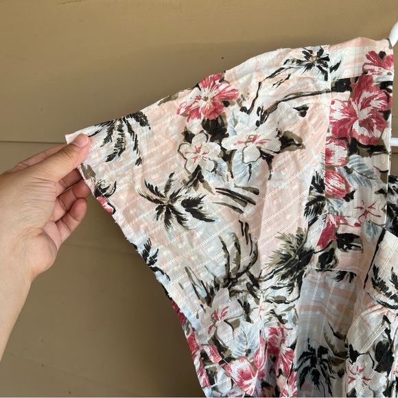 Torrid Clip Jacquard Square Neck Flutter Sleeve Top 4x - Vacation Tropical NWT - Picture 5 of 8